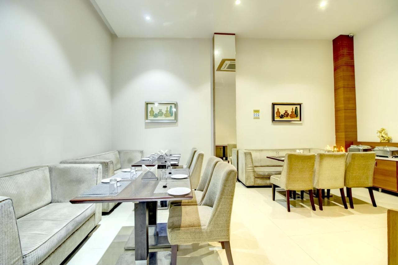 Cozzet Hotel